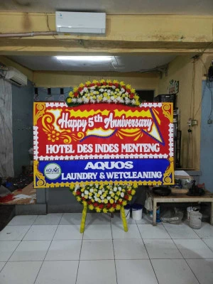 Papan Bunga di Paninggilan Utara