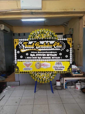Papan Bunga di Paninggilan Utara