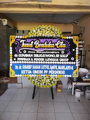 Papan Bunga di Paninggilan Utara